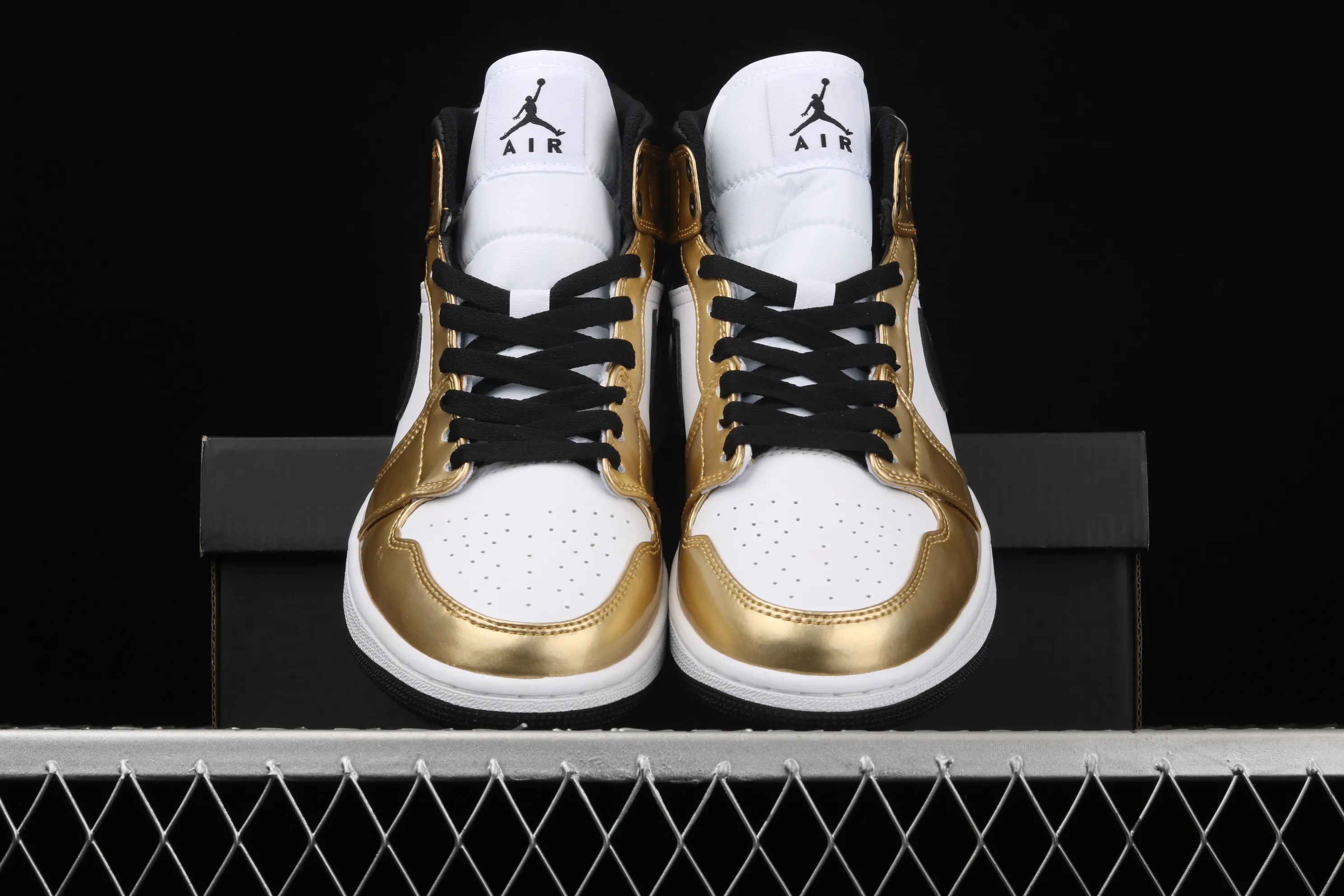 All Categories Air Jordan Jordan Series Basketball Shoes Air Jordan 1 Mid Air Jordan 1 Mid "Metallic Gold" AJ1 Joe 1 Zhongbang Platinum Color DC1419-700
